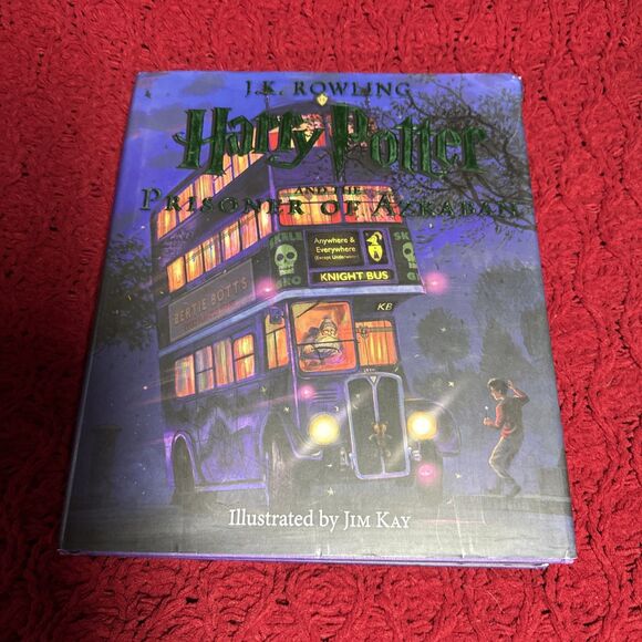 Harry Potter Illustrated Hardcovers Set 4 -Books 1-3 + Fantastic Beasts - Picture 8 of 15